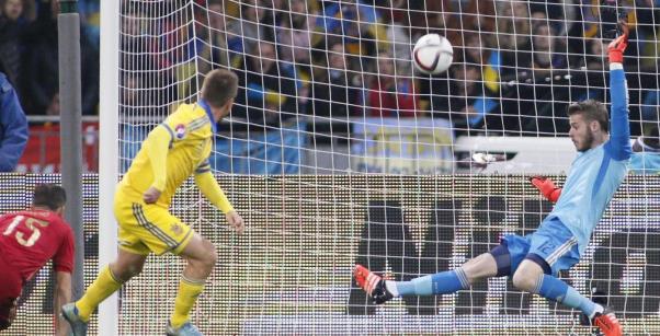 VIDEO: 2 pha cứu thua bằng chân tuyệt đỉnh của De Gea trước Ukraine