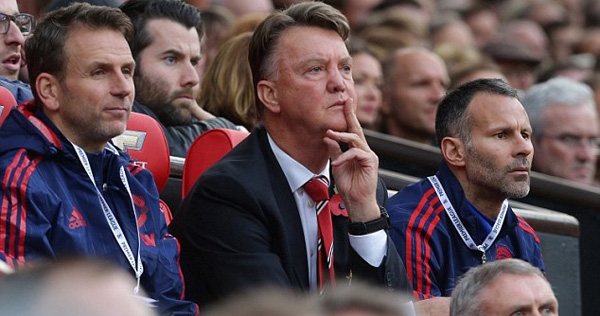 Man Utd nhận tin buồn sau trận hòa với Man City