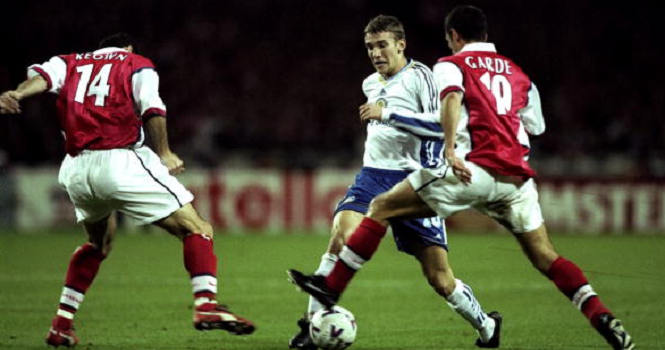 Chuyển nhượng 3/11: Cựu trung vệ Arsenal ngồi ghế nóng tại Aston Villa
