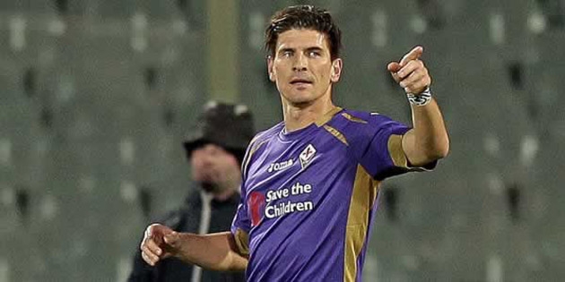 Man Utd gây sốc với thương vụ mang tên Mario Gomez