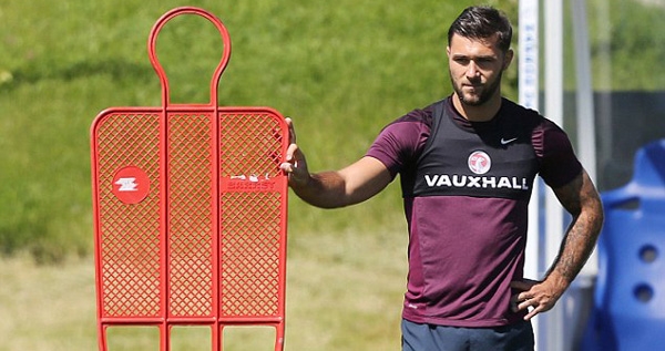 Man Utd và Chelsea tranh giành tiền đạo hạng nhất Anh