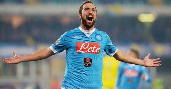 Người đại diện Higuain lên tiếng trước sự liên hệ của Arsenal và Chelsea