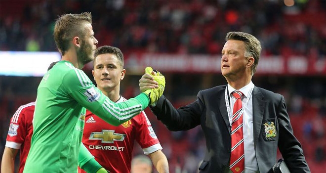 De Gea lại làm 'ấm lòng' fan Man Utd