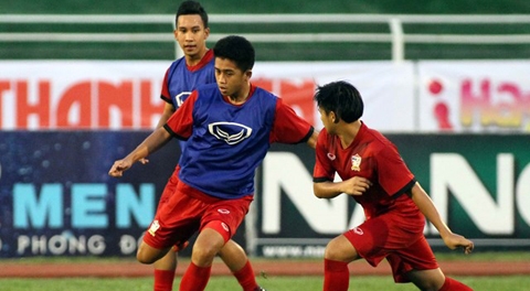 U21 Thái Lan miệt mài luyện 'bài tủ'