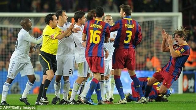 VIDEO: Những khoảnh khắc kinh điển El Clasico thời Messi - Ronaldo