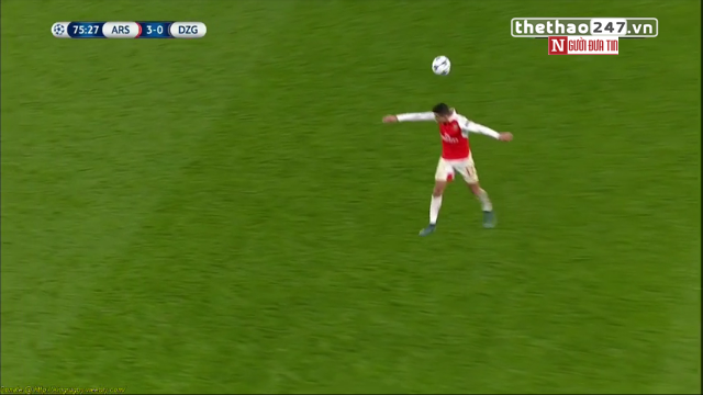 VIDEO: Kỹ thuật khống chế bóng tuyệt đỉnh của Alexis Sanchez trước Zagreb