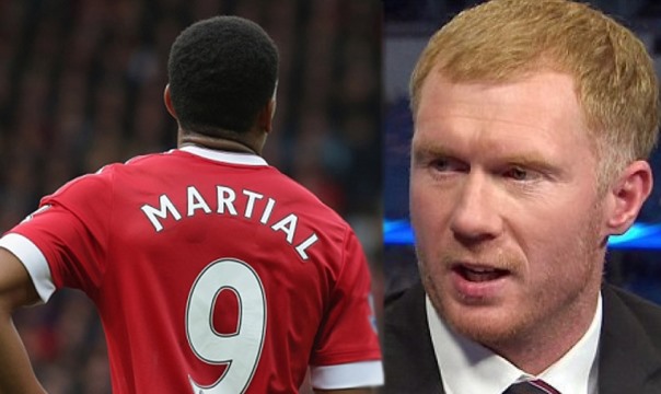 VIDEO: Martial đã 'phản pháo' Paul Scholes như thế nào
