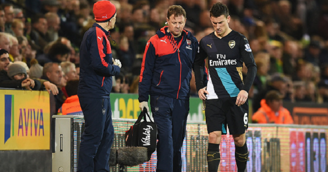 Sau Sanchez, Arsenal nhận tin vui từ Koscielny