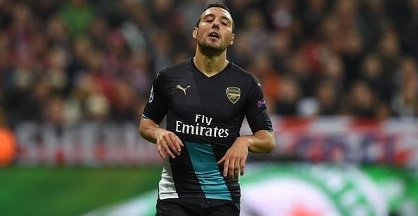 Arsenal chính thức mất Santi Cazorla 3 tháng