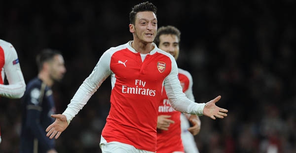 Ozil đoạt Cầu thủ Arsenal xuất sắc nhất tháng 11
