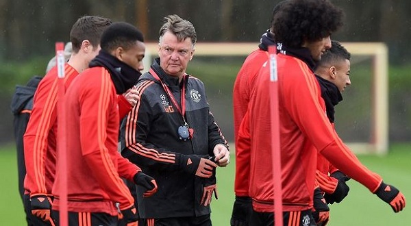 Điều sẽ khiến HLV Van Gaal từ chức tại Man Utd