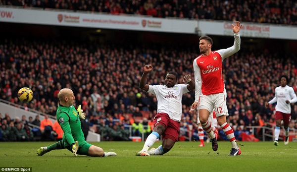 Aston Villa vs Arsenal, 20h30 ngày 13/12: Tiếp tục bùng nổ
