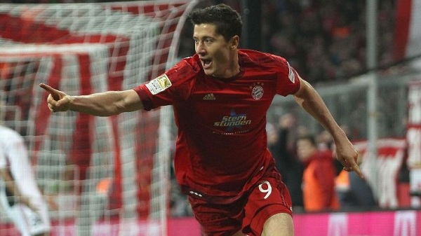 Bayern Munich vô địch lượt đi