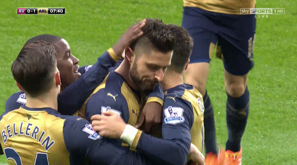 VIDEO: Giroud mở tỷ số trên chấm 11m cho Arsenal