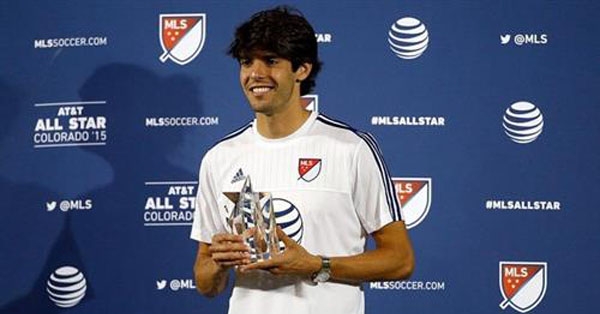 Kaka gia nhập Premier League ở kỳ chuyển nhượng mùa Đông
