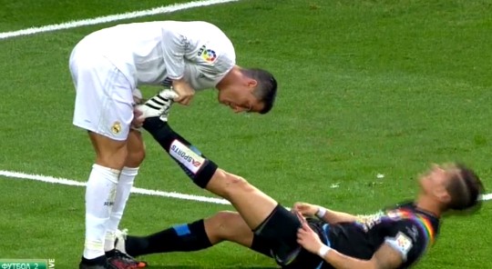 VIDEO: Hành động đẹp của Ronaldo trong trận gặp Rayo Vallecano