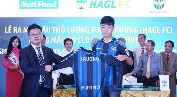 Điều lạ từ chiếc áo không số của Xuân Trường