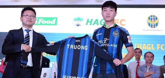 Xuân Trường nhận món quà đặc biệt từ Incheon United