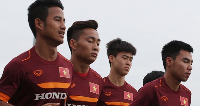 Thêm hai cầu thủ U23 Việt Nam dính chấn thương nhẹ