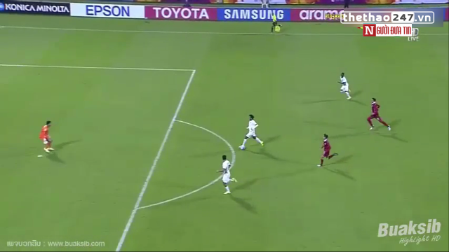 VIDEO: Tình huống chơi bóng nghiệp dư khiến Saudi Arabia đánh rơi chiến thắng