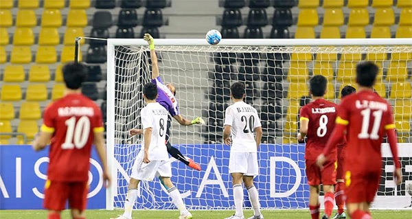 VIDEO: Siêu phẩm sút xa của Omar vào lưới U23 VN