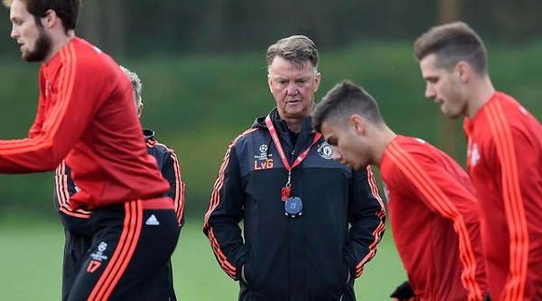 Man Utd mất 2 trụ cột tuyến giữa trong trận đại chiến với Liverpool