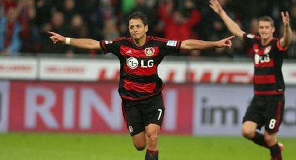 Thêm đội bóng muốn đưa Chicharito trở lại Premier League