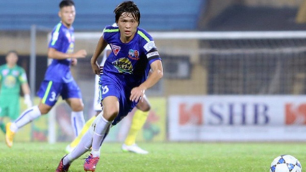 VIDEO: Tuấn Anh và vai trò phát động tấn công ở Yokohama FC