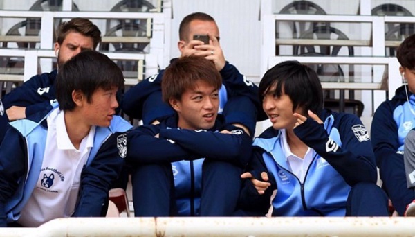 Tuấn Anh nhận ‘món quà xuân’ ý nghĩa từ CLB Yokohama