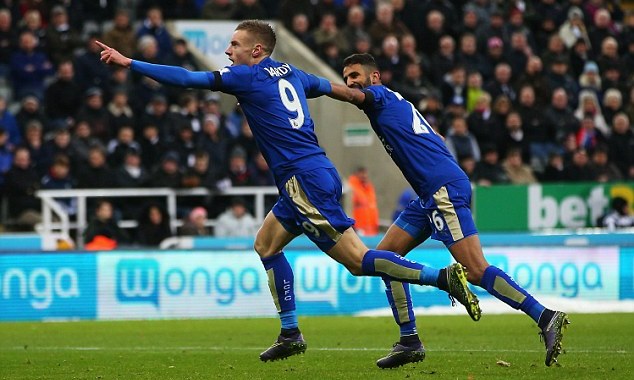 VIDEO: Siêu phẩm phối hợp không tưởng của cặp đôi hoàn hảo Mahrez-Vardy
