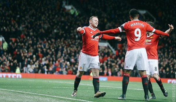 VIDEO: Mata-Rooney-Martial tái hiện pha phản công đỉnh cao thời Sir Alex