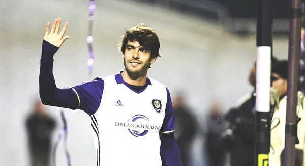 VIDEO: Pha sút phạt đẳng cấp của Kaka trong màu áo Orlando City