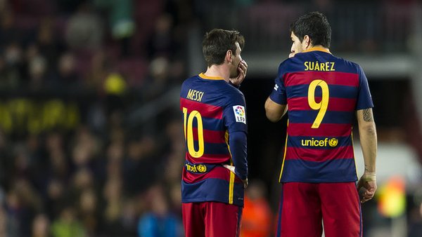 VIDEO: Khi đối thủ đề phòng Messi - Neymar - Suarez đá penalty 'mẹo'