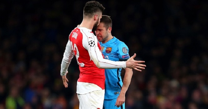 Jordi Alba với pha diễn kịch thảm hoạ trong trận đấu gặp Arsenal