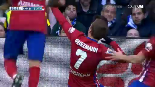 VIDEO: Bàn mở tỷ số khiến Bernabeu câm lặng của Griezmann