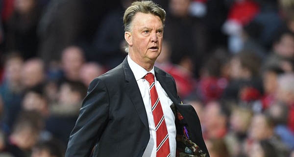 HLV Van Gaal biện minh cho màn thể hiện kém cỏi trước West Ham