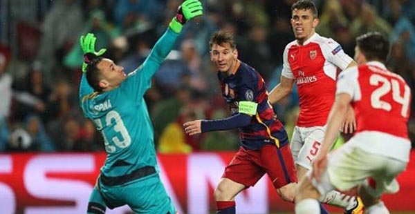 Messi lập kỷ lục ghi bàn mới tại Champions League