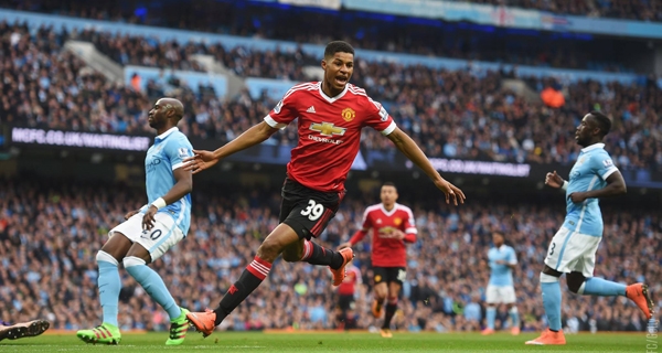 Rashford tỏa sáng, MU hạ Man City tại Etihad