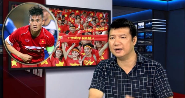 BLV Quang Huy: Công Vinh nên đá trung phong