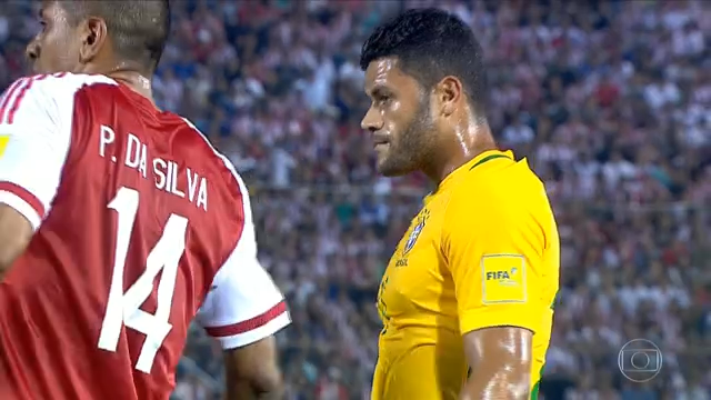 VIDEO: Cú sút 'không thể tin nổi' của Hulk ở trận Paraguay - Brazil