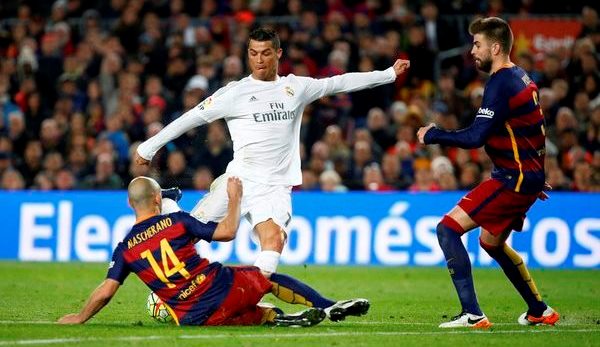 Video bàn thắng: Barcelona 1-2 Real Madrid (Vòng 31 La Liga)