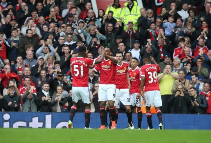 Martial tỏa sáng giúp MU giành trọn 3 điểm trước Everton