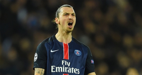 PSG bị loại, Ibra chỉ trích HLV Laurent Blanc