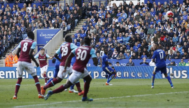 VIDEO: Hai bàn thắng thần tốc trong vòng 2 phút của West Ham