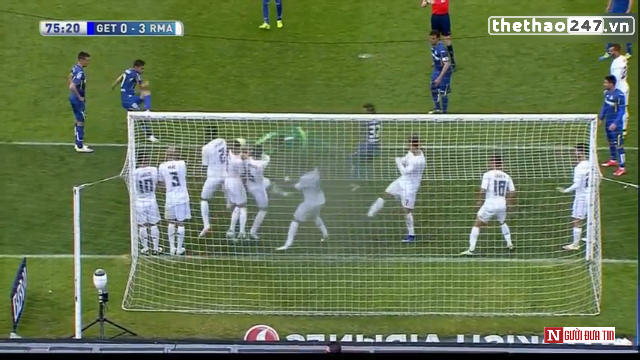 VIDEO: Pha cản phá xuất thần của Keylor Navas trên chấm sút phạt 5m50