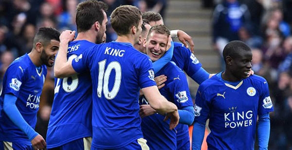 Hủy diệt Swansea, Leicester City áp sát ngôi vương