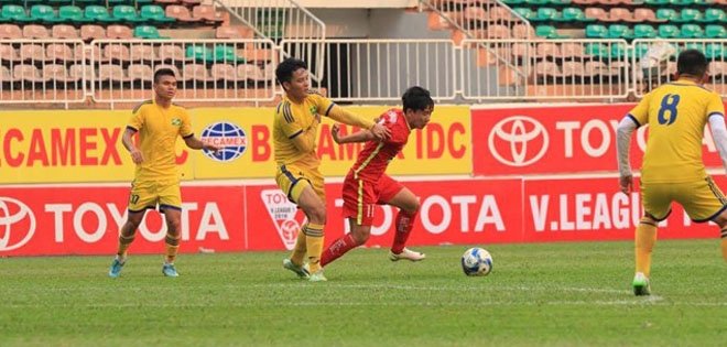 HAGL và SLNA tiếp tục hòa trong trận cầu 'có 1 không 2' ở V-League