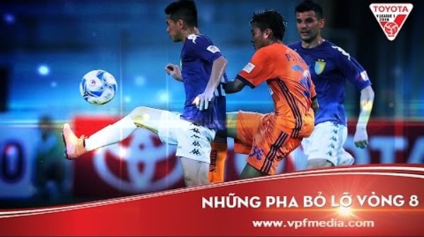 VIDEO: Những pha chân gỗ và siêu phẩm hụt tại vòng 8 V-League