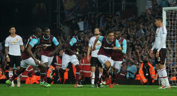 VIDEO: Sức ép khủng khiếp của West Ham lên khung thành De Gea