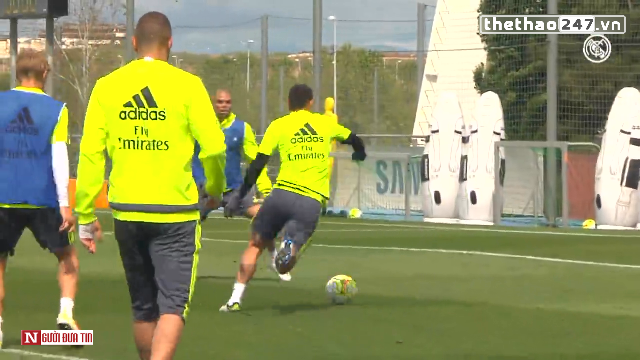 VIDEO: Pha độc diễn ghi bàn qua 4 cầu thủ của James Rodriguez